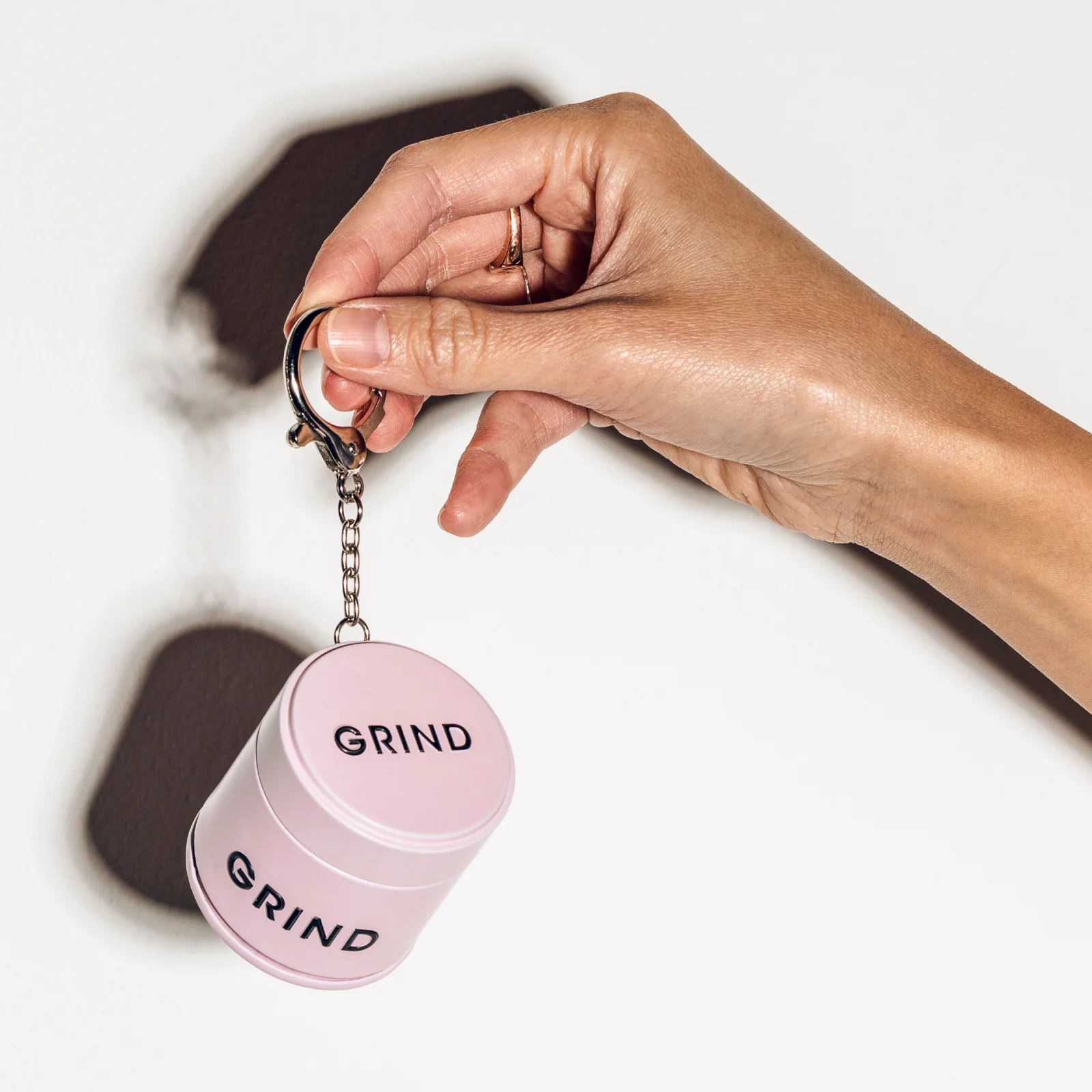 Mini Grind Tin Keyring - Image 3